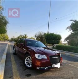 کرایسلەر 300